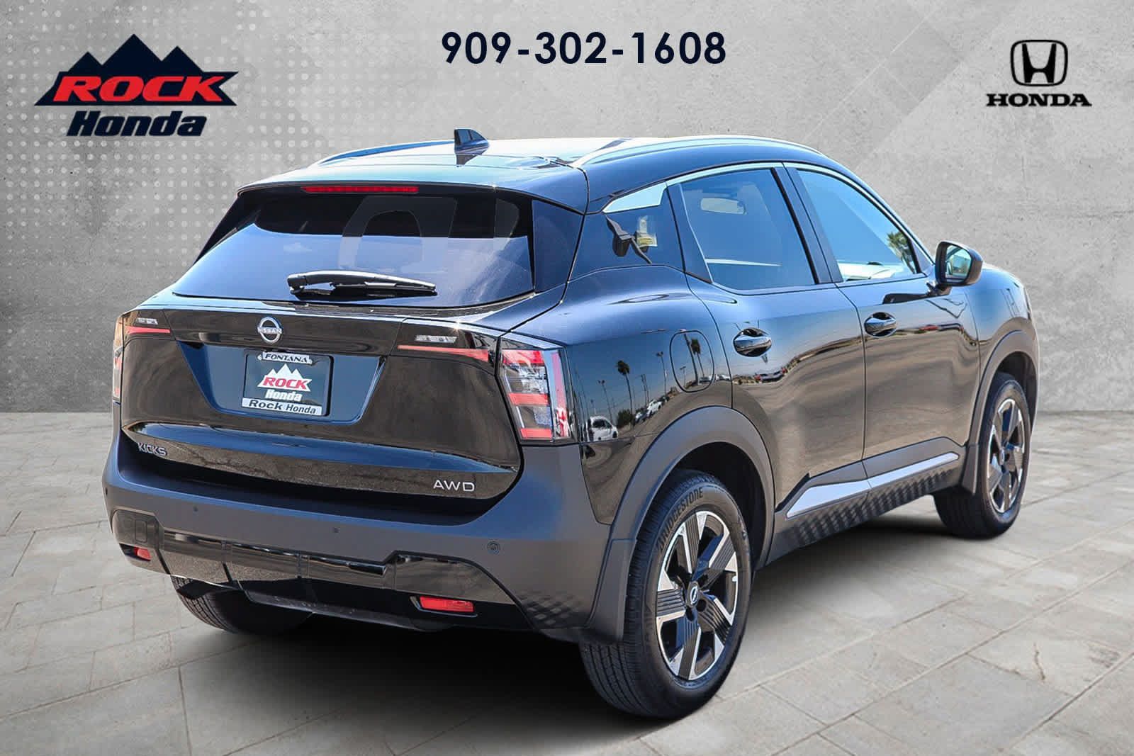 Used 2026 Nissan Kicks SV w/ SV Premium Package AWD/4WD image 6