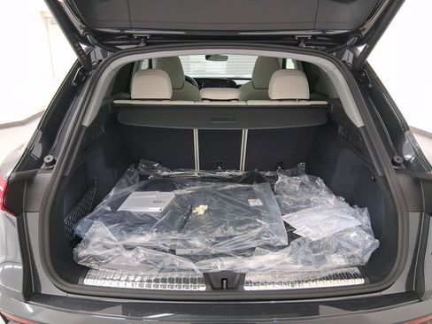 New 2025 Audi Q5 Premium Plus image 25