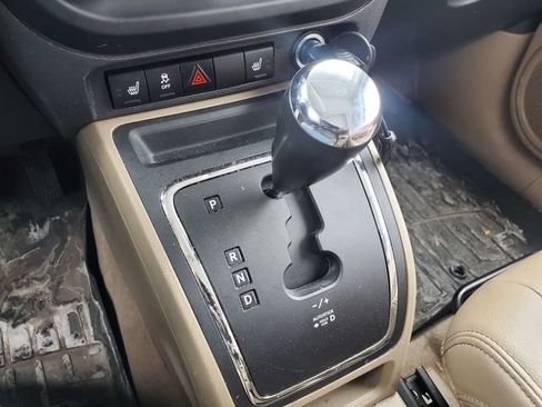 Used 2017 Jeep Patriot High Altitude image 12