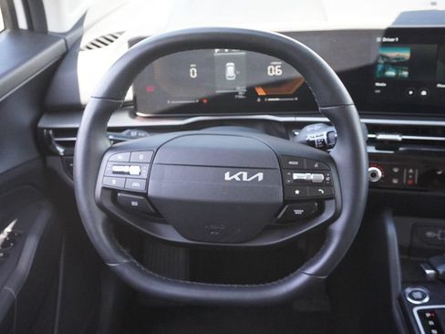 Used 2026 Kia Sportage LX w/ LX Convenience Package AWD/4WD image 42