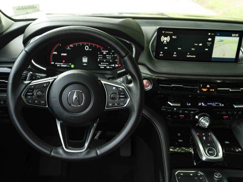 Used 2023 Acura MDX SH-AWD w/ Advance Package image 19