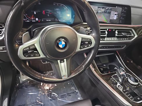 Used 2021 BMW X5 xDrive40i w/ M Sport Package image 18