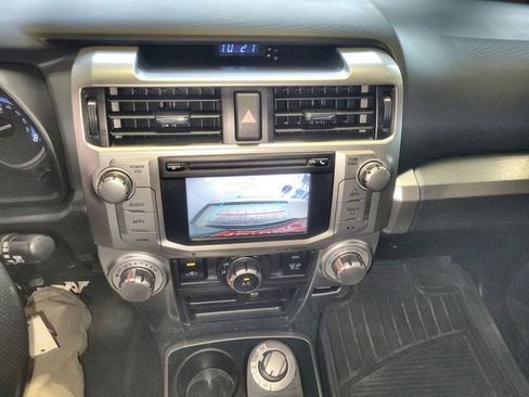 Used 2017 Toyota 4Runner SR5 image 17