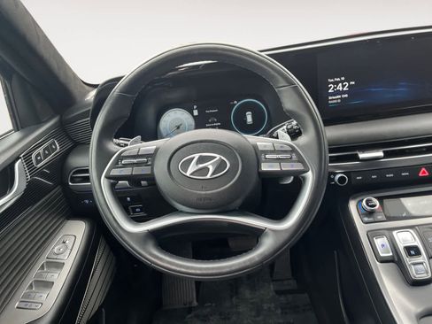 Used 2024 Hyundai Palisade Calligraphy image 12