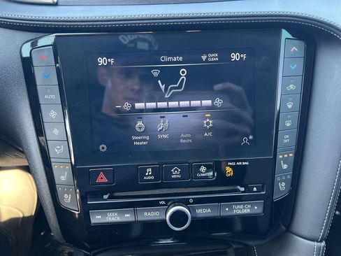Used 2020 INFINITI QX50 Sensory w/ Climate Package AWD/4WD image 29