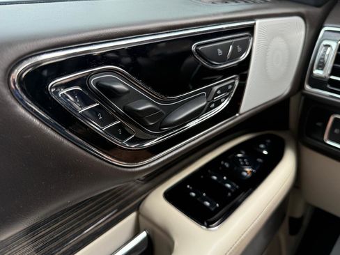 Used 2023 Lincoln Navigator L Black Label image 23