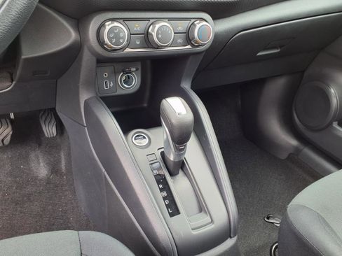 New 2025 Nissan Kicks Play S FWD image 11
