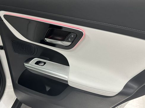 New 2026 Mercedes-Benz GLC 300 image 18