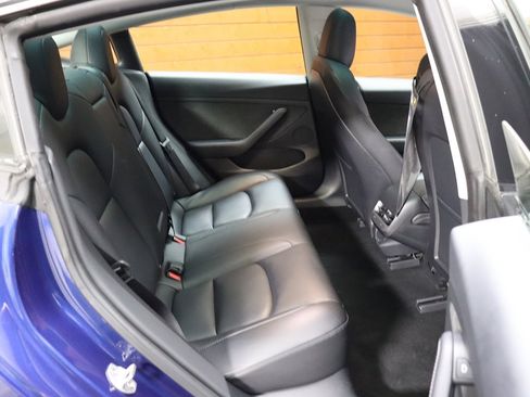Used 2022 Tesla Model 3 Standard Range image 64
