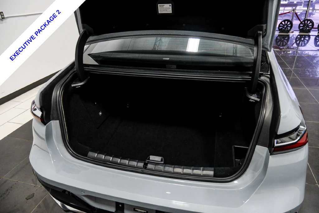 Used 2023 BMW i7 xDrive60 AWD/4WD image 64