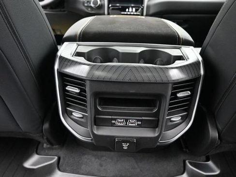 New 2026 RAM 1500 Big Horn AWD/4WD image 17