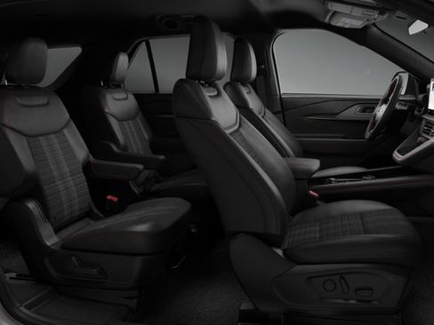 New 2027 Ford Explorer ST-Line AWD/4WD image 5