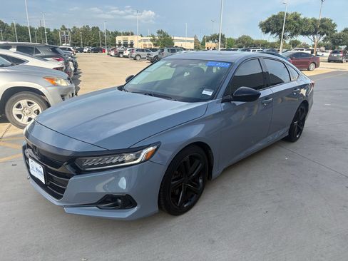 Certified 2022 Honda Accord Sport image 4