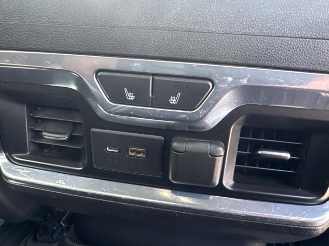 Used 2020 Chevrolet Silverado 2500 High Country w/ Technology Package AWD/4WD image 21