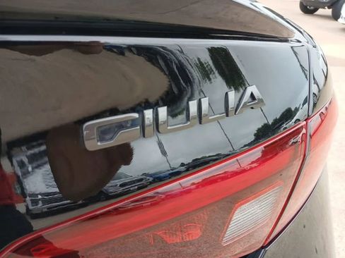 Used 2019 Alfa Romeo Giulia Ti Sport w/ Quick Order Package 22U Sport RWD image 24