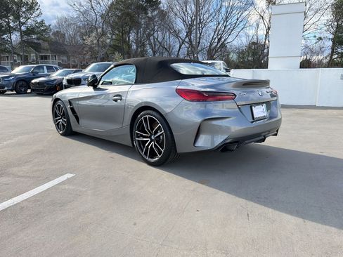 Certified 2023 BMW Z4 M40i w/ Premium Package image 3