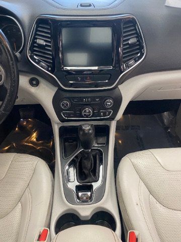 Used 2020 Jeep Cherokee Limited FWD image 20
