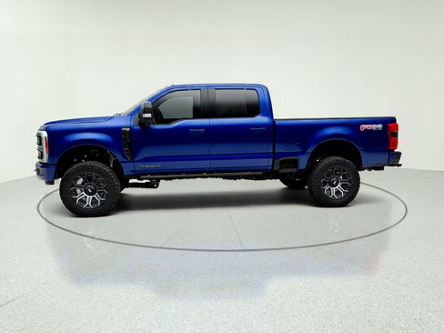 Used 2026 Ford F250 Platinum AWD/4WD image 3