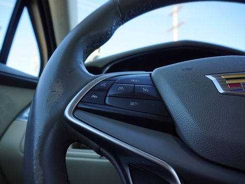 Used 2018 Cadillac XT5 Luxury w/ LPO, Sport Package image 20