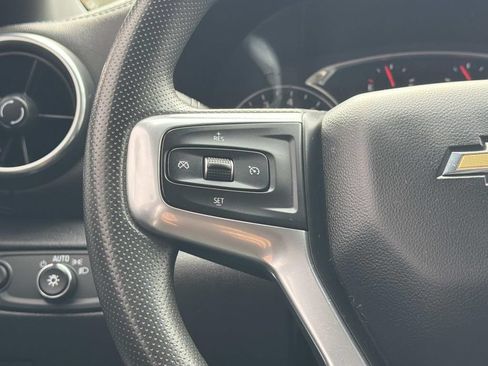 Used 2021 Chevrolet Blazer LT FWD image 12