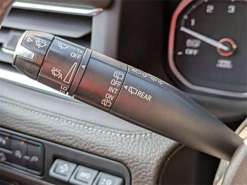 Used 2021 GMC Yukon Denali w/ Denali Ultimate Package image 29