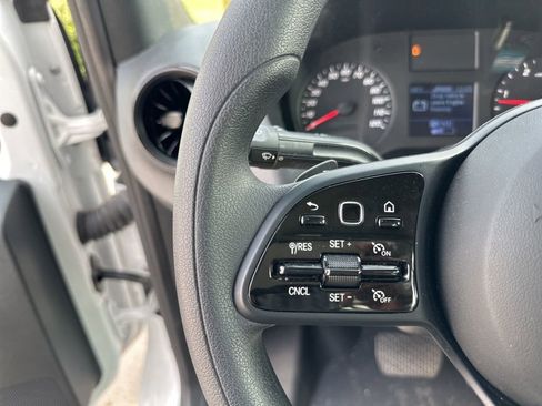 Used 2022 Mercedes-Benz Sprinter 3500 image 44