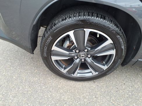 Used 2024 Lexus UX 250h AWD w/ Premium Package image 7