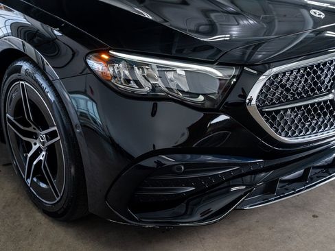 Used 2025 Mercedes-Benz E 350 E 350 w/ Winter Package image 18