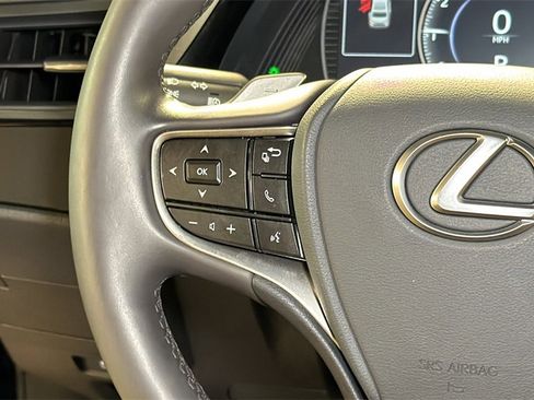 Certified 2023 Lexus ES 350 w/ Premium Package image 20