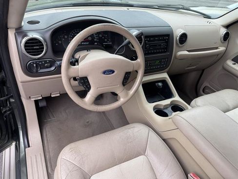 Used 2003 Ford Expedition Eddie Bauer AWD/4WD image 12