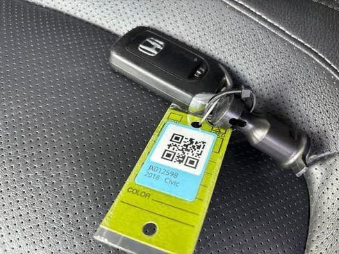 Used 2018 Honda Civic Touring image 24