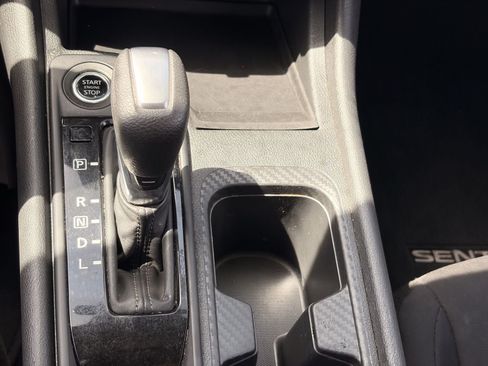 Used 2024 Nissan Sentra S FWD image 23