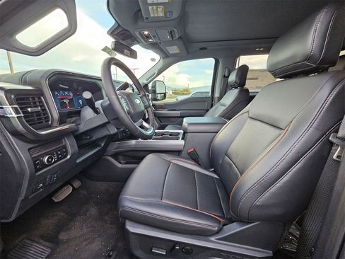 New 2025 Ford F250 Lariat w/ Lariat Ultimate Package image 10