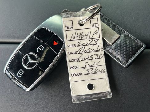 Used 2023 Mercedes-Benz G 550 image 38