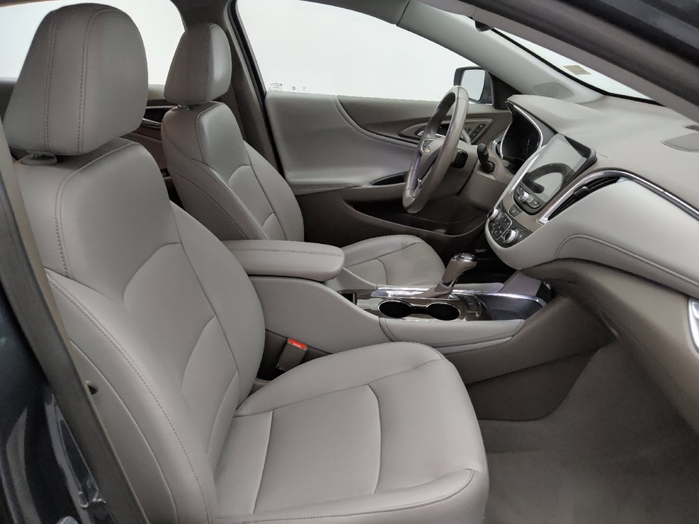 Used 2019 Chevrolet Malibu Premier FWD image 21