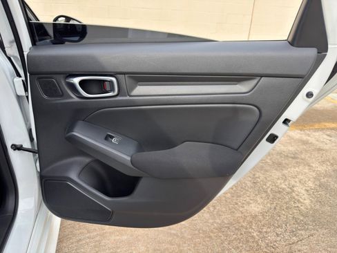 Used 2022 Honda Civic EX image 36