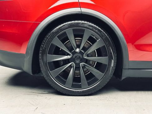 Used 2023 Tesla Model X AWD/4WD image 40