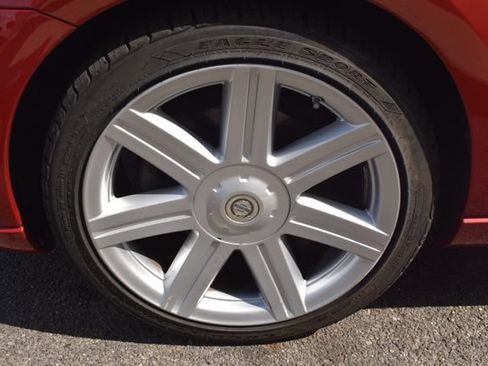 Used 2005 Chrysler Crossfire Limited RWD image 32