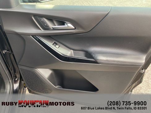 Used 2026 Chevrolet Equinox LT AWD/4WD image 28