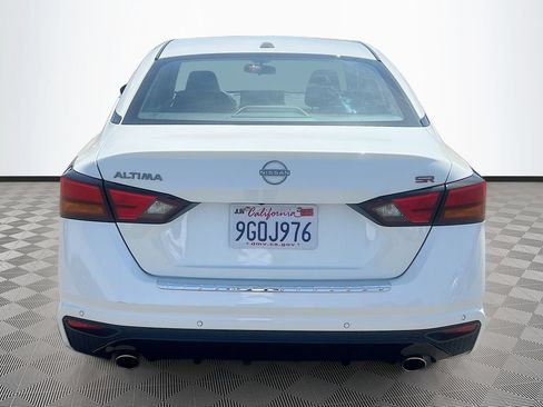 Used 2023 Nissan Altima 2.5 SR w/ SR Premium Package FWD image 6