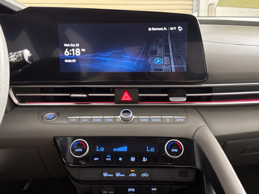 Certified 2024 Hyundai Elantra SEL FWD image 22