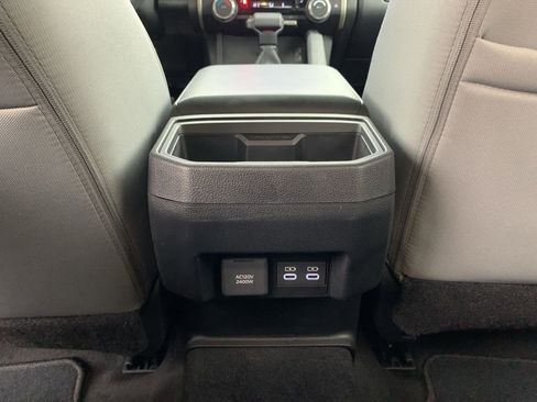 Used 2025 Toyota Tacoma TRD Off-Road image 14