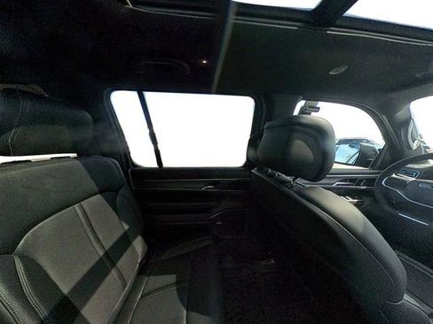 New 2026 Jeep Grand Wagoneer 4WD image 38