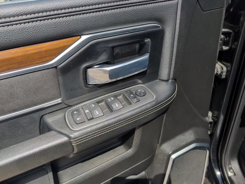 Used 2022 RAM 2500 Laramie AWD/4WD image 15