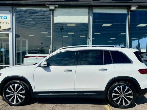 Used 2023 Mercedes-Benz GLB 250 4MATIC image 2