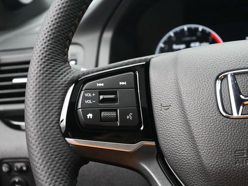 New 2026 Honda Ridgeline Black Edition image 11