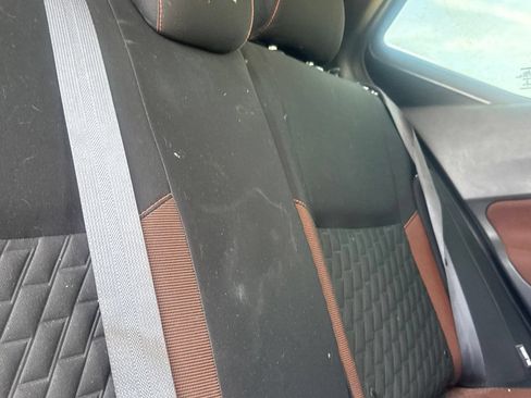 Used 2021 Nissan Kicks SR FWD image 31