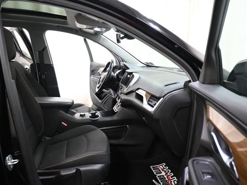 Used 2020 GMC Terrain SLE w/ Driver Convenience Package AWD/4WD image 11