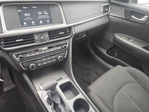 Used 2018 Kia Optima LX FWD image 27