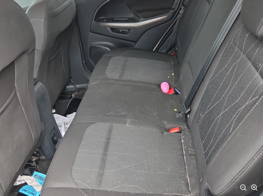 Used 2019 Ford EcoSport SE w/ SE Convenience Package FWD image 7
